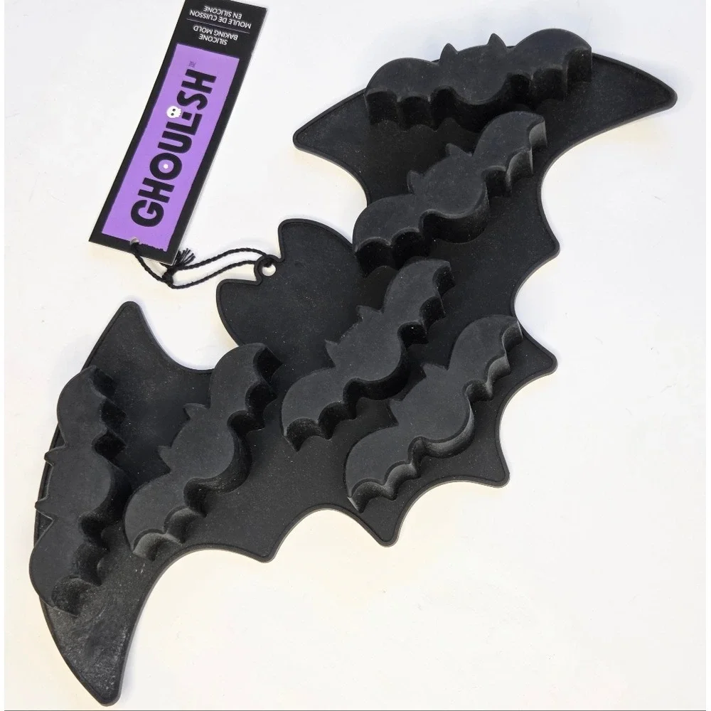 Black Bat-Shaped Silicone Ice Cube‎ Trays Or Jello Shots Mold Halloween Party
